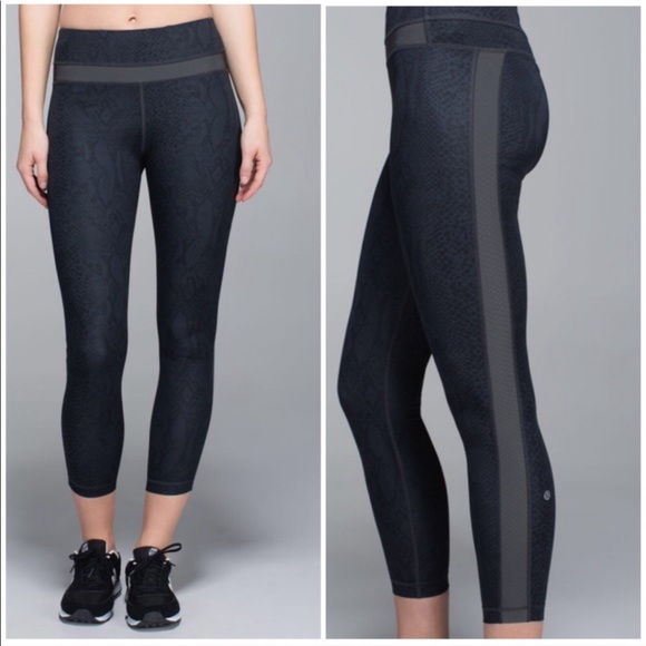 Lululemon Light Speed Tight *Full on Luxtreme - Picture 2 of 7